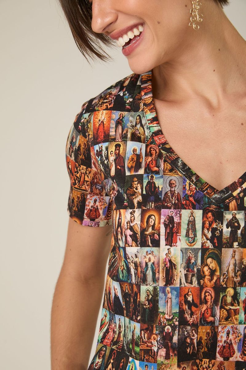 Blusa Baby Look C/Bolso Santinhos