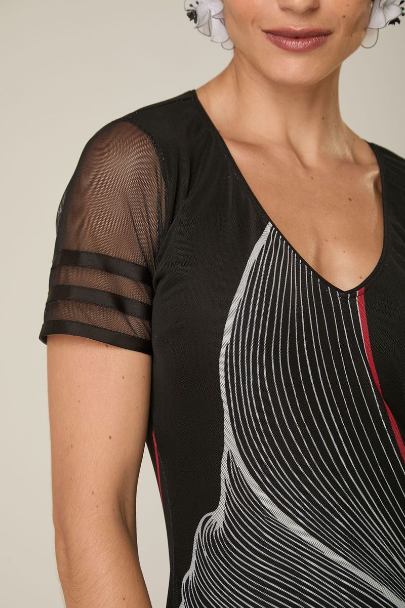Vestido Curto de Tule Geométrico com Fita de Cetim
