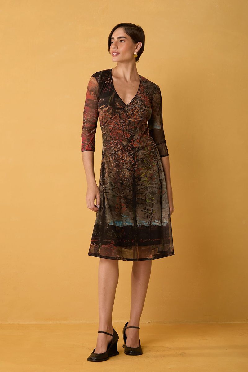 Vestido Curto de Tule Estampa Van Gogh Manga 3/4