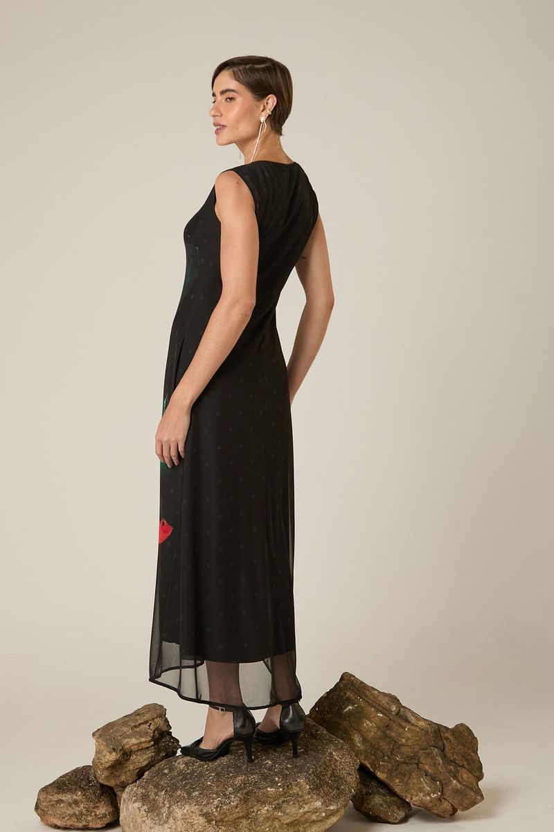 Vestido Longo de Tule Floral com Decote V Estampa Rosa