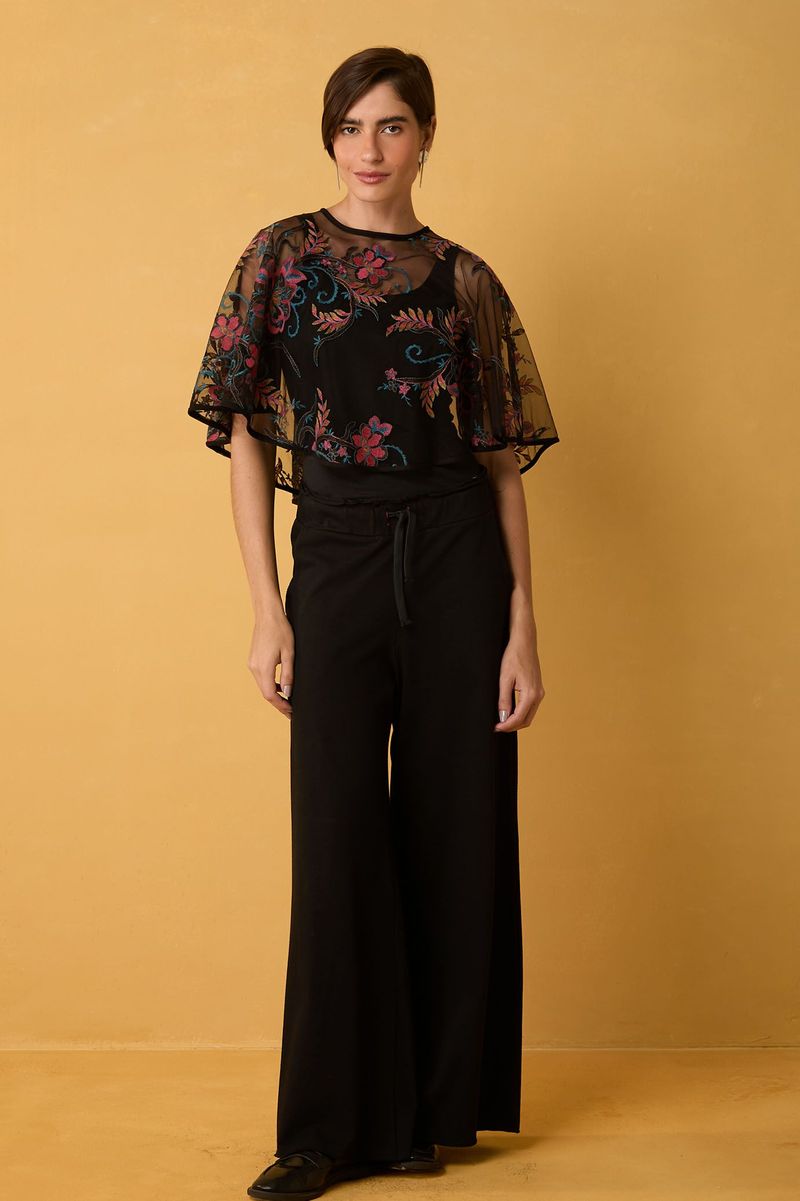 Bolero de Tule Preto com Bordado Floral Colorido