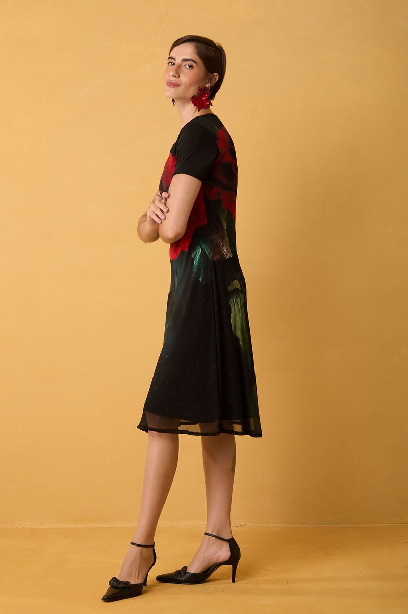 Vestido Estampado Floral Rosa Vermelha com Transparência