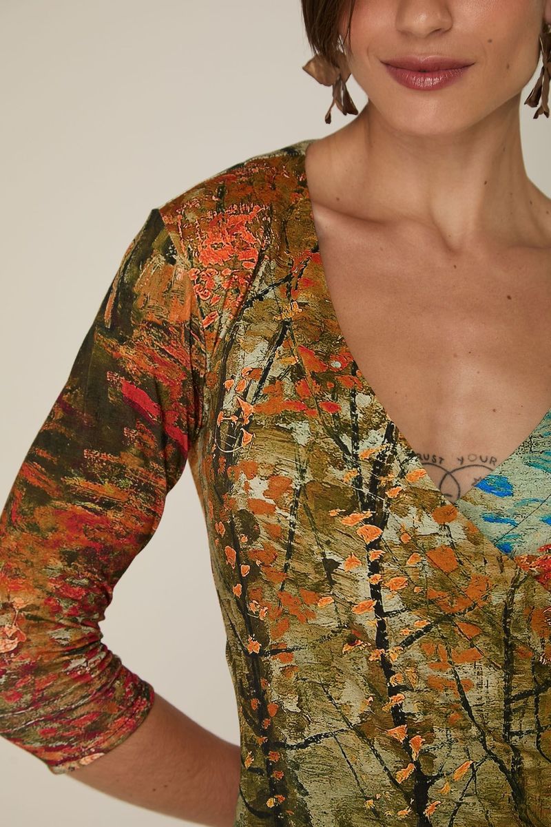 Blusa Estampada com Decote Transpassado e Manga 3/4 Vicente Van Gogh