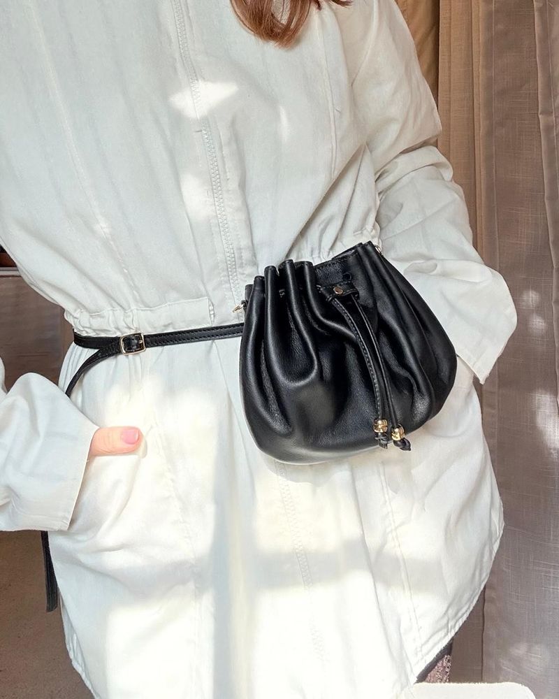 Bolsa-pochete Shell Preta