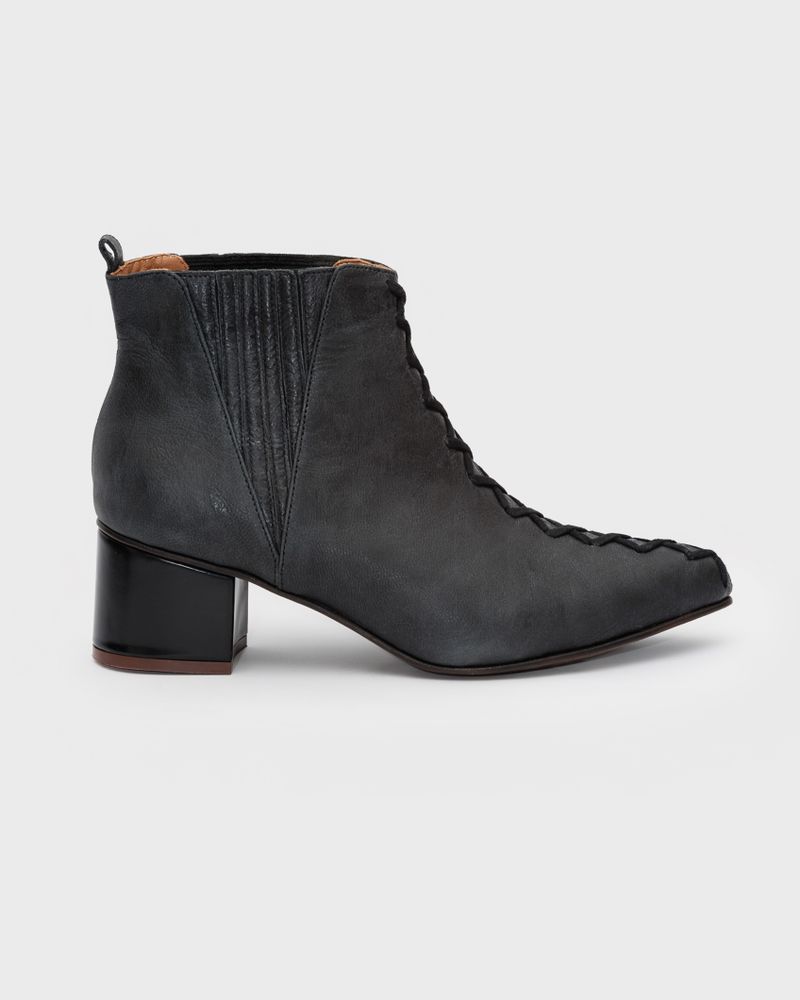 Bota Diana Preta