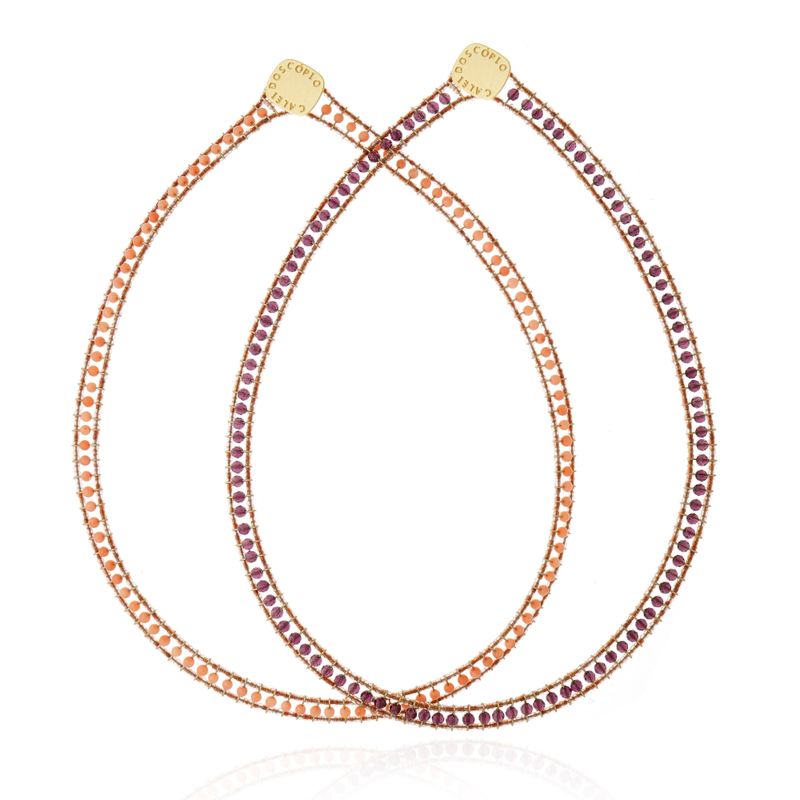 Colar Riviera Coral Rosa (R$ 615,00)/ Colar Riviera Cristal Violeta (R$570,00)