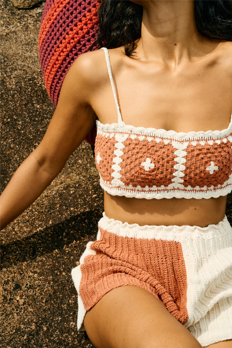 Short Bicolor Crochet 