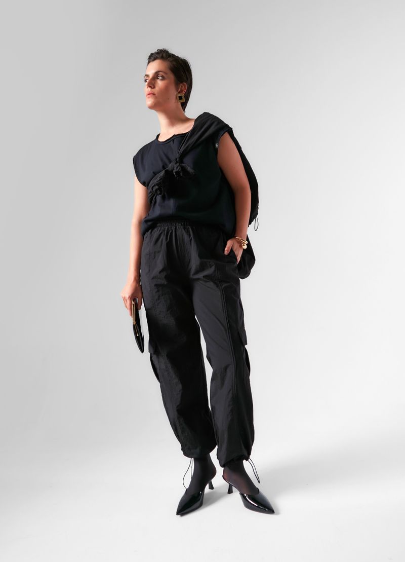 Foto do produto CALÇA TONYA PRETO