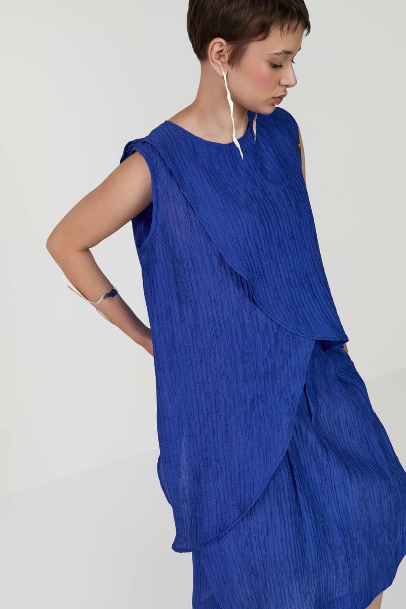 Foto do produto BLUSA NIDUS AZUL COBALTO