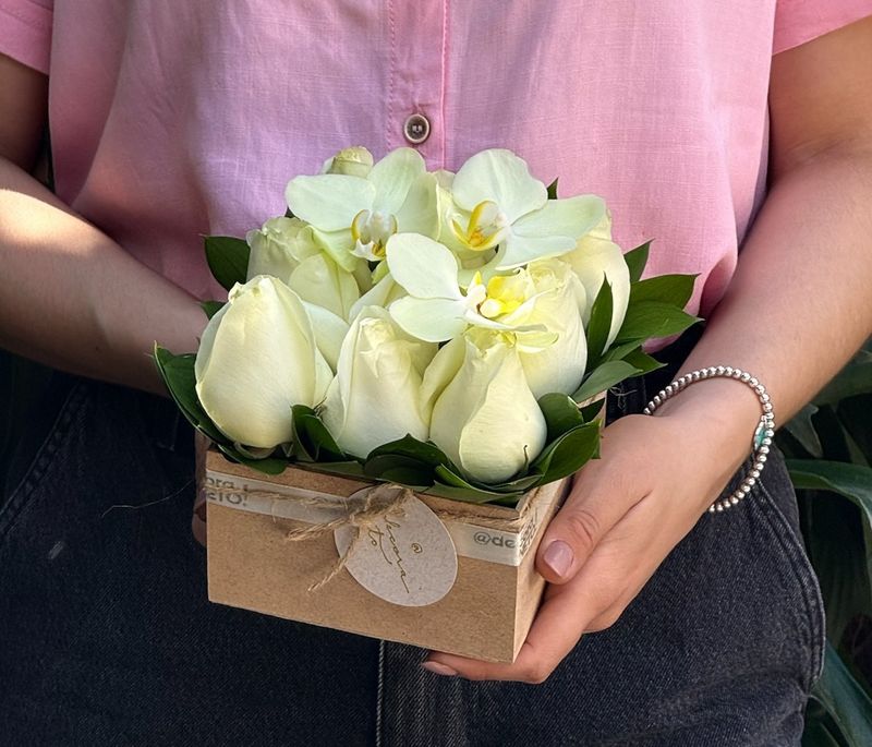 Pack Quadrado com Rosas Nacionais