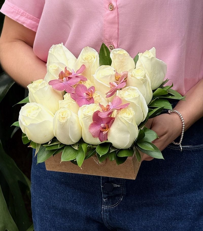 Pack Quadrado com Rosas Nacionais