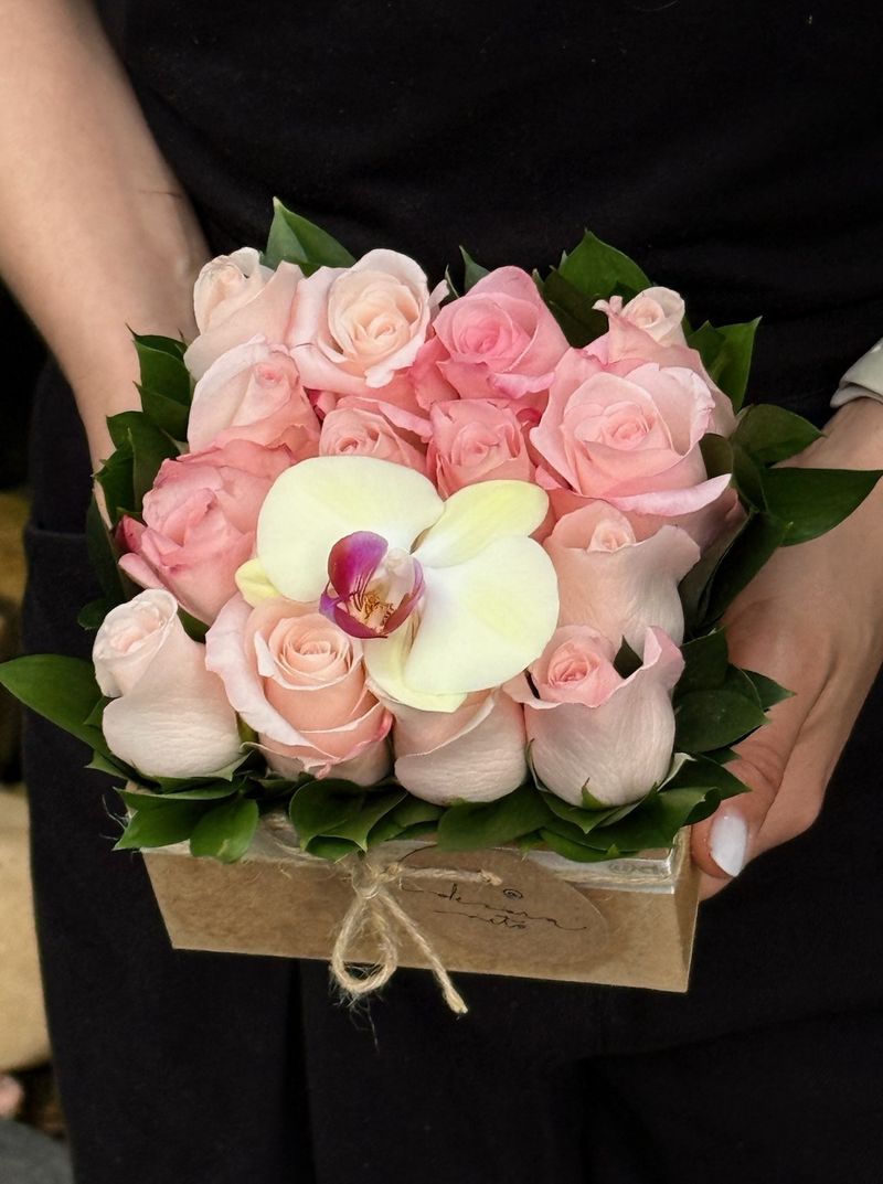 Pack Quadrado com Rosas Nacionais