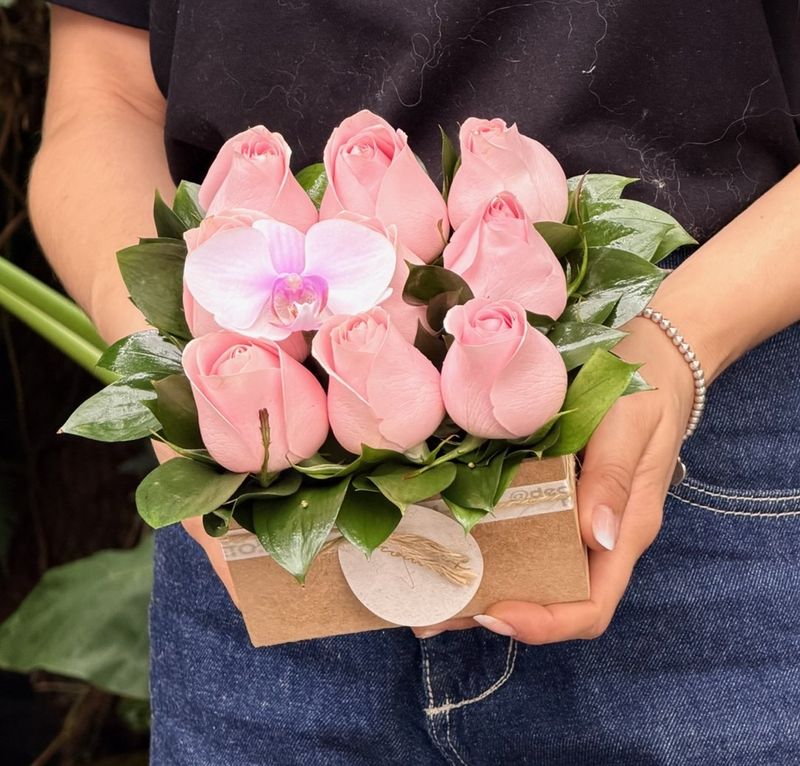 Pack Quadrado com Rosas Nacionais