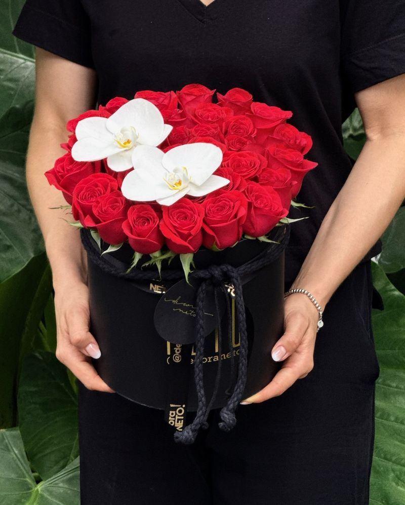 Pack Redondo de Rosas Nacionais
