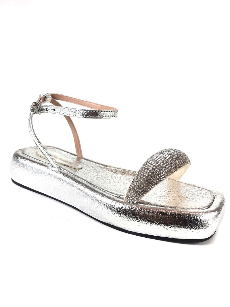 SANDALIA FLATFORM PRATA