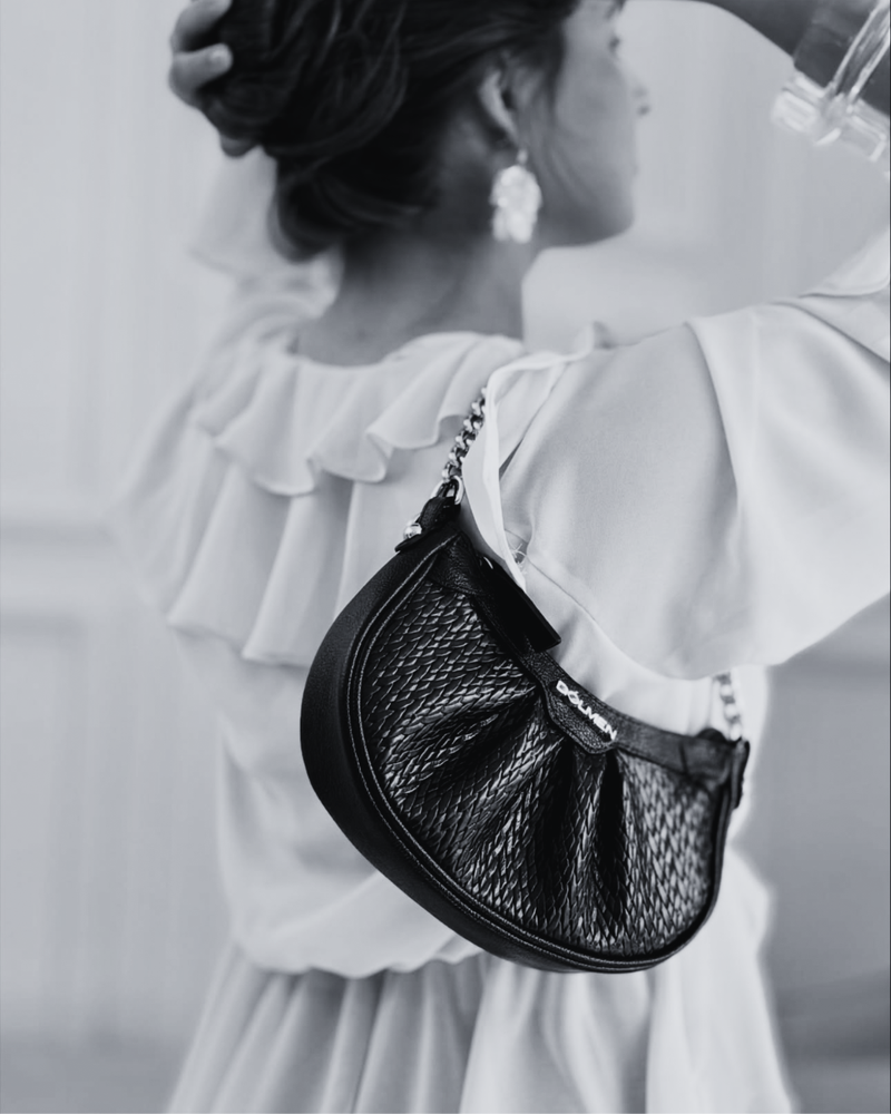 BOLSA CAMILA TIRACOLO COURO PRATA