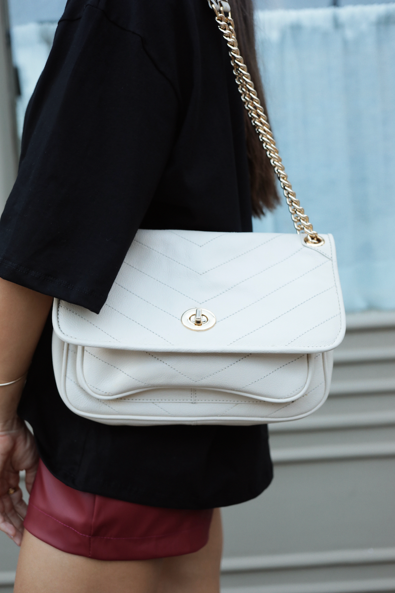 BOLSA GUTA TIRACOLO COURO OFF WHITE