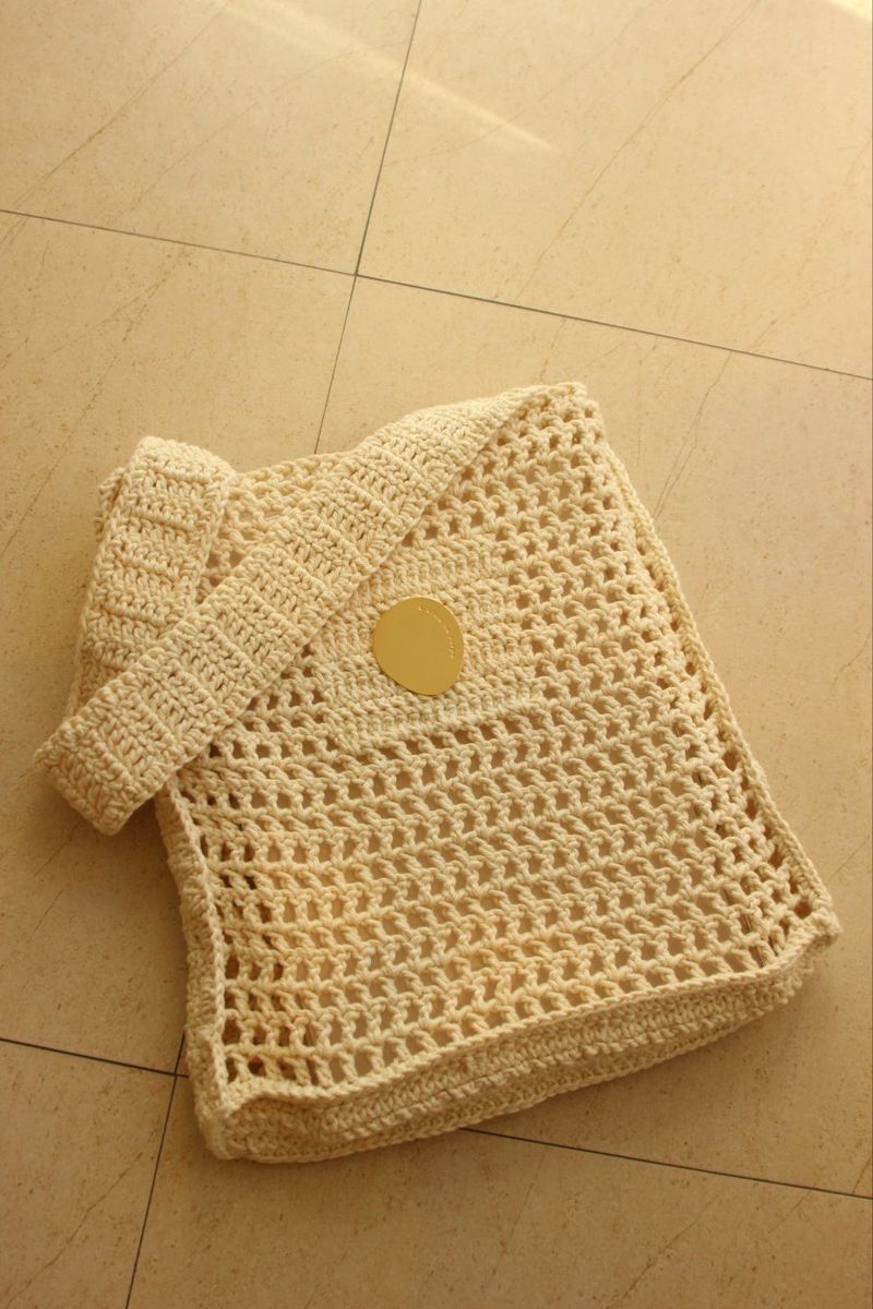 Bolsa de Crochê Eulíricas + Broche Alma no Corpo