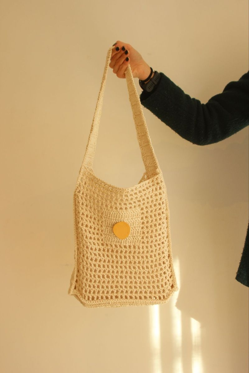Bolsa de Crochê Eulíricas + Broche Alma no Corpo