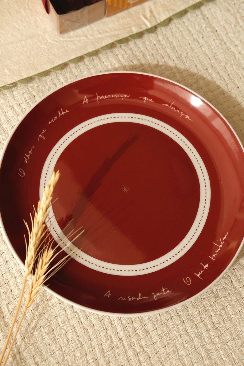 Pratos de porcelana Eulíricas + Quitanda