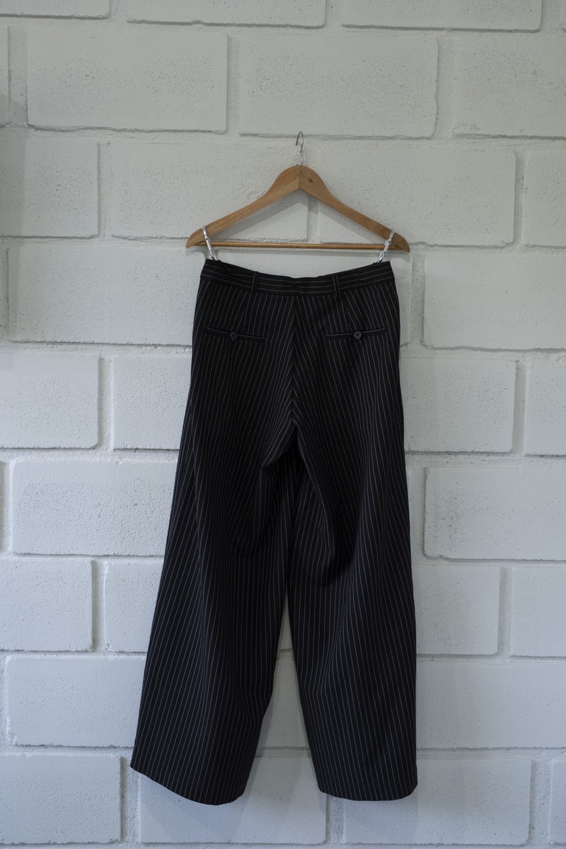 CALÇA ALFAIATARIA RISCA DE GIZ - PRETO