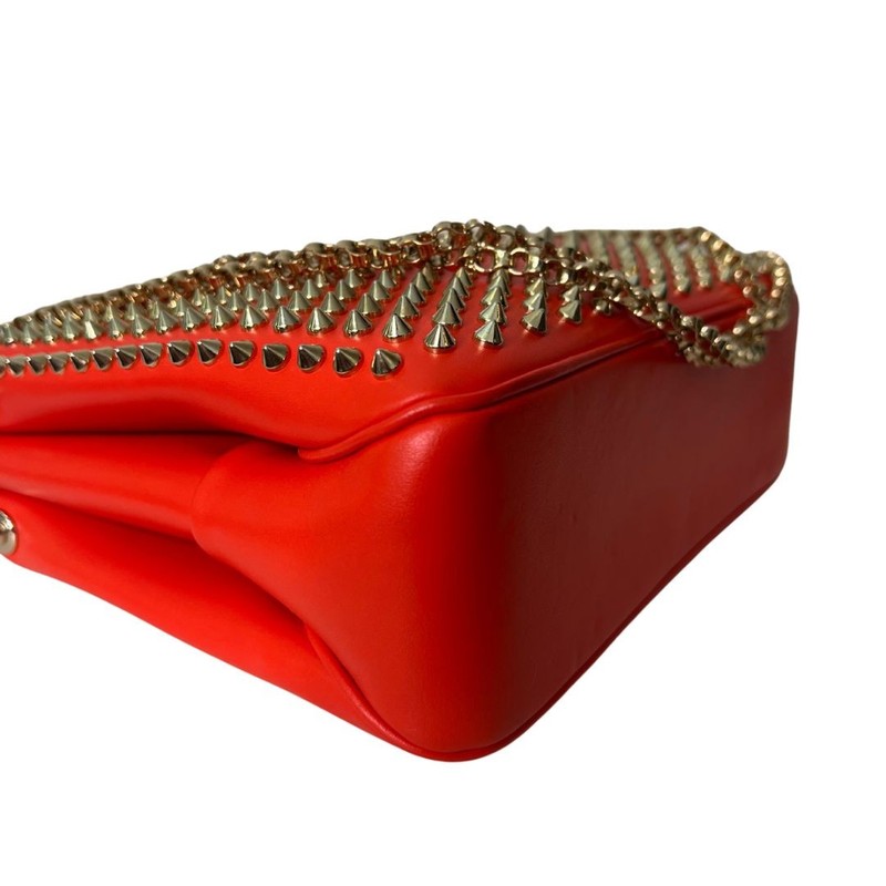 Bolsa Louboutin coral spikes