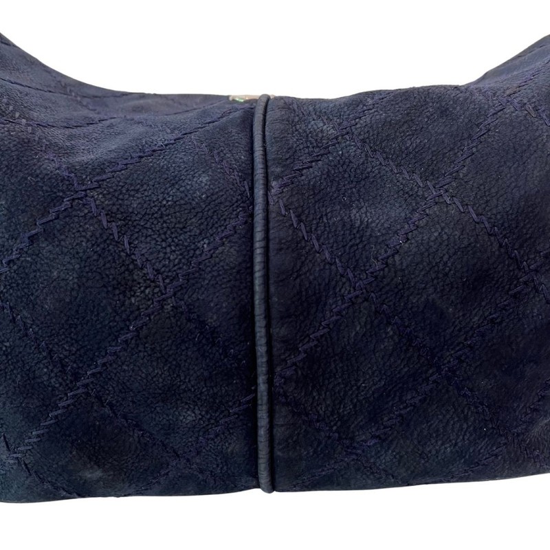 Bolsa Chanel Dark blue Quilted Nobuck Hobo