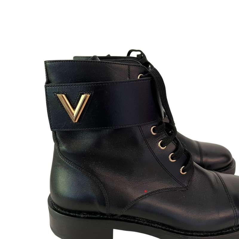 Bota Louis Vuitton Wonderland Preta 38 Sola  36 Brasil