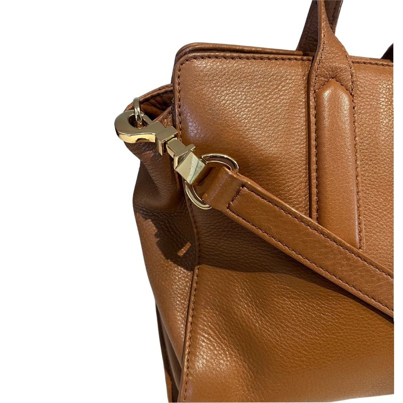 Bolsa Tory Burch Meyer Pebbled Caramelo