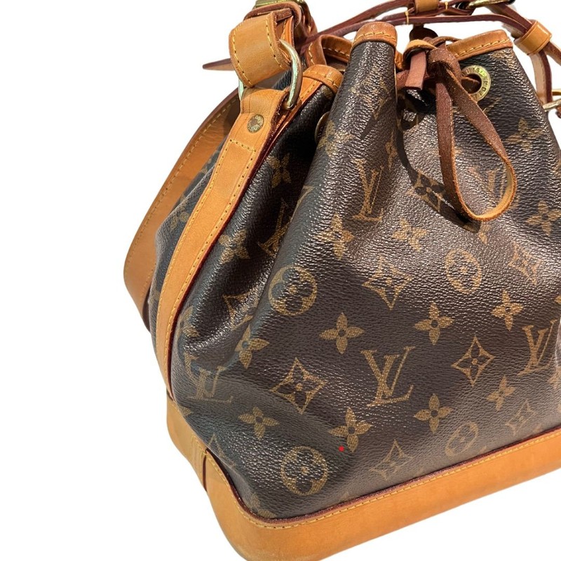 Bolsa Louis Vuitton Noé Monograma PM