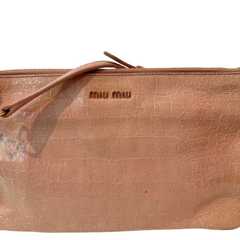 Bolsa Miu Miu Embossed nudge