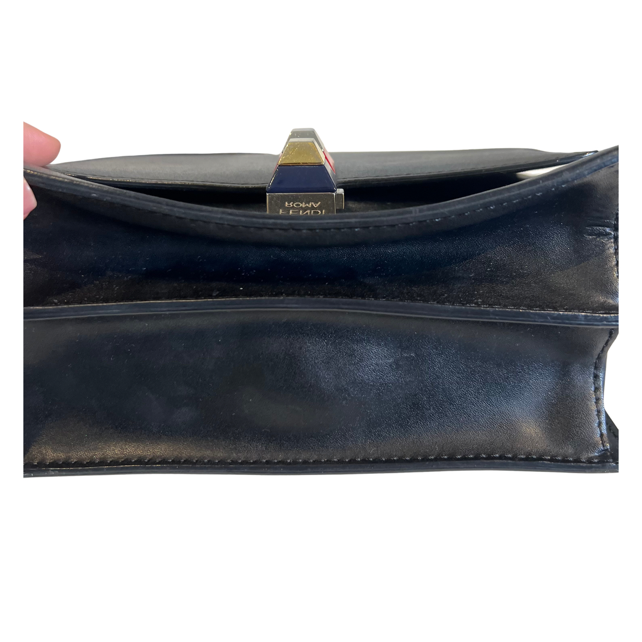 Bolsa Fendi Kan I crossbody
