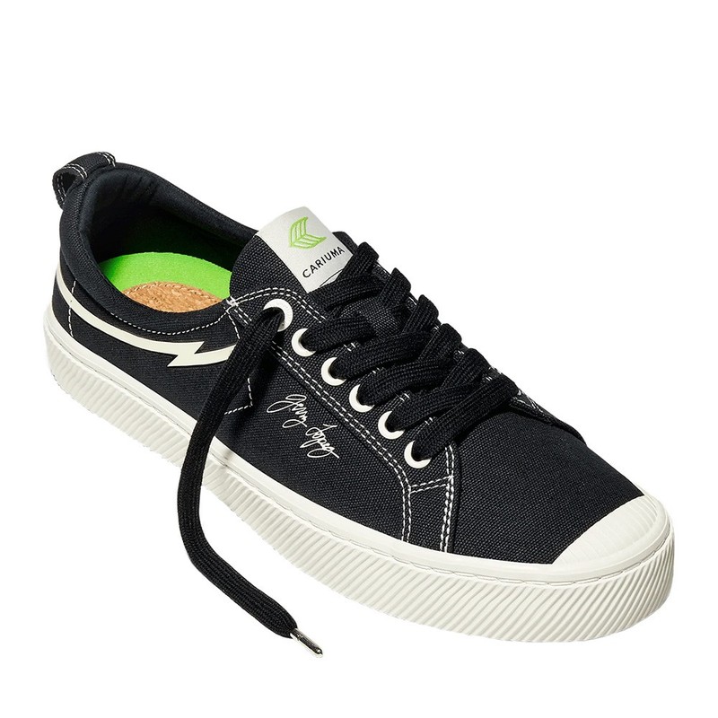 Tênis Oca Low Gerry Lopez Black Canvas Cariuma