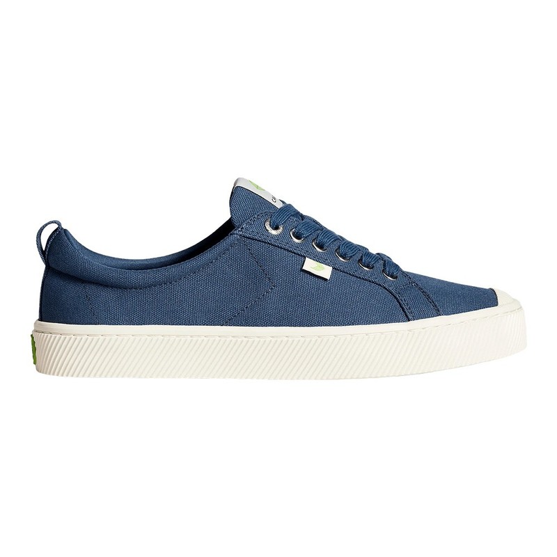 Tênis Oca Low Shadow Blue Canvas Cariuma