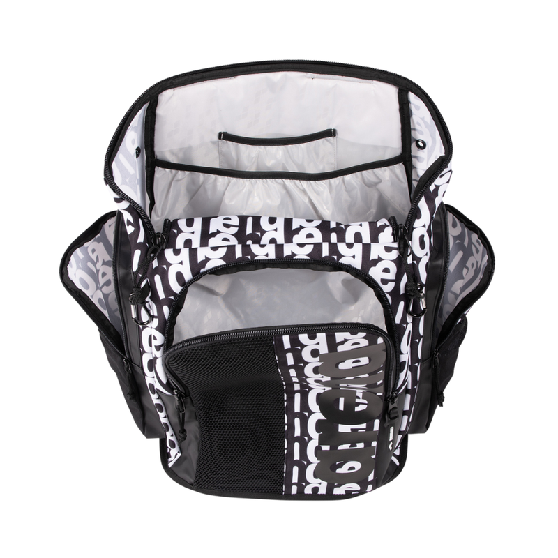Mochila Spiky III Allover Monograma 45L arena