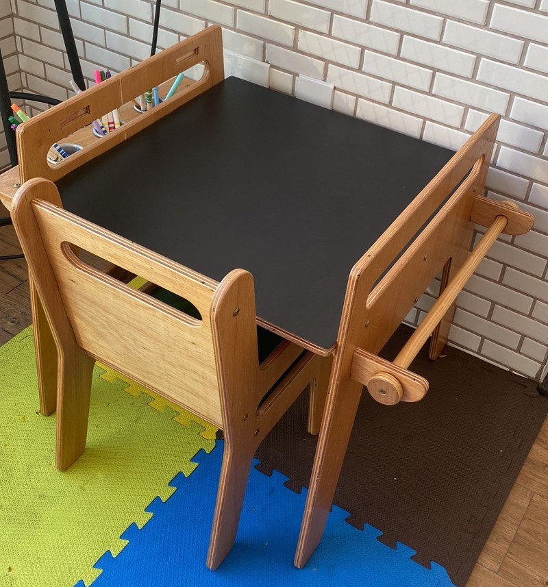 Kit Mesa e Cadeira Infantil com Regulagem de Altura - KW
