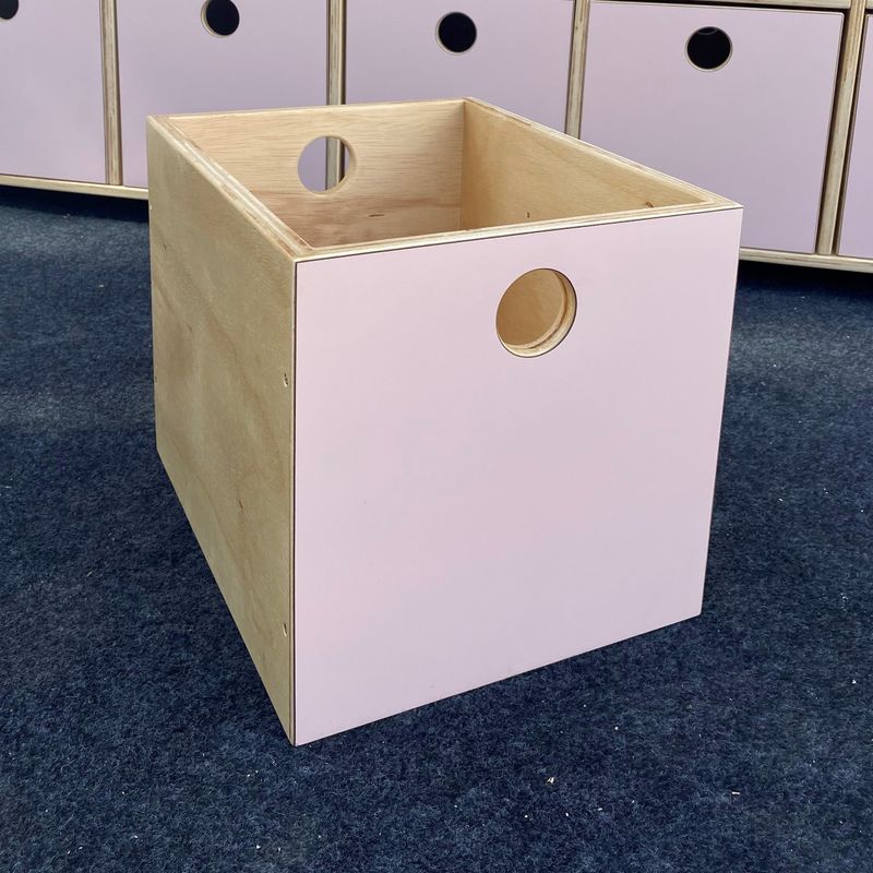 Estante de Brinquedos  com 4 Nichos