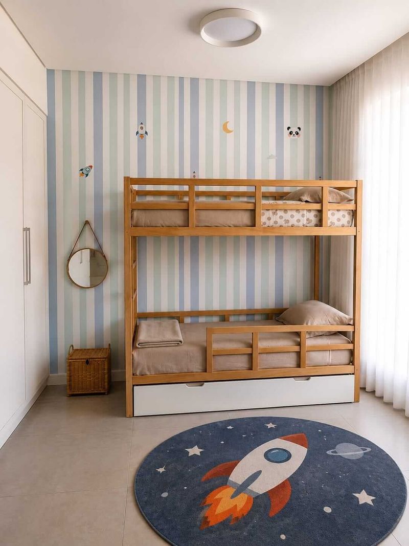 Beliche Infantil com Gavetas ou Cama Auxiliar