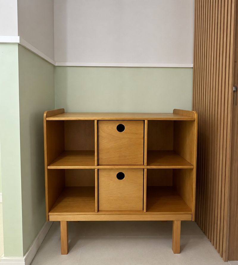 Trocador e Estante de Brinquedos