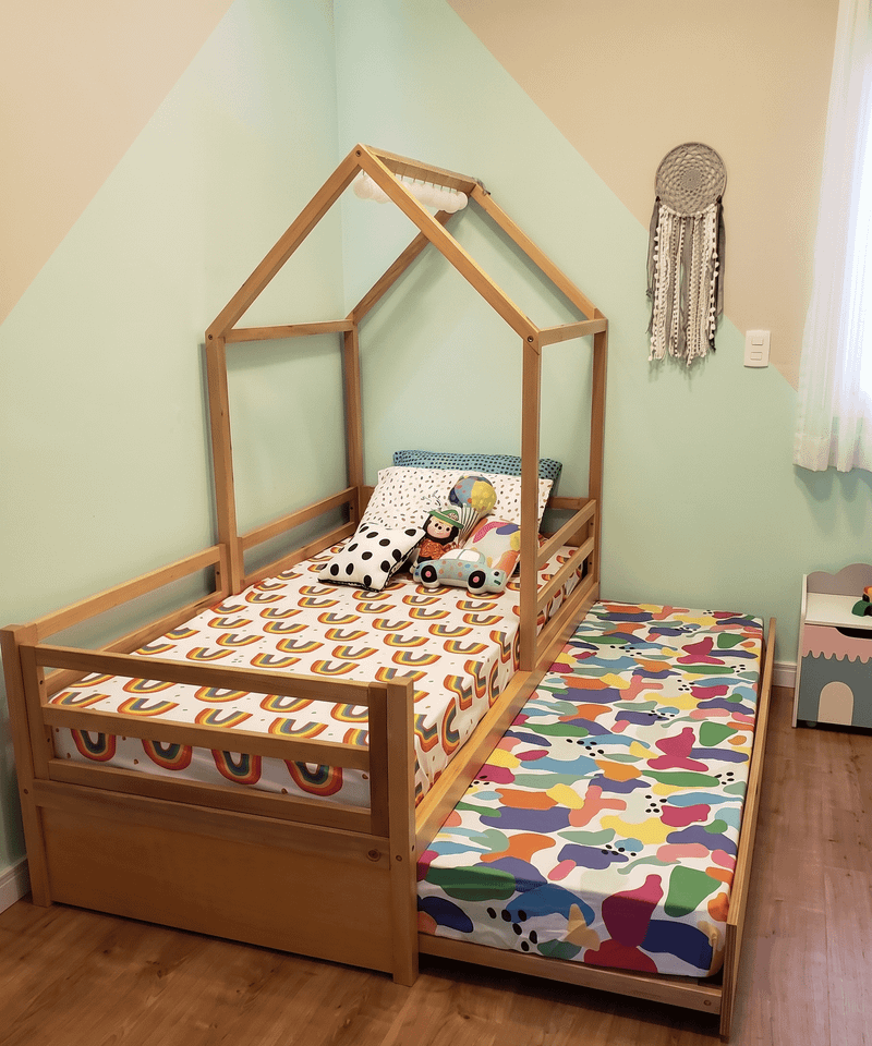 Cama Casinha Solteiro com Bicama ou Gavetas em Madeira Maciça | Kazita