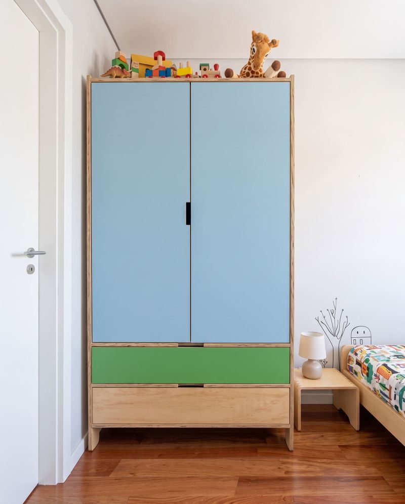 Roupeiro Infantil