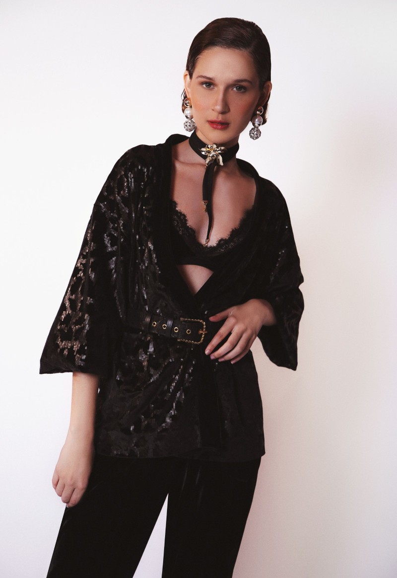 Conjunto de Kimono e Calça de Veludo Mascate Preto