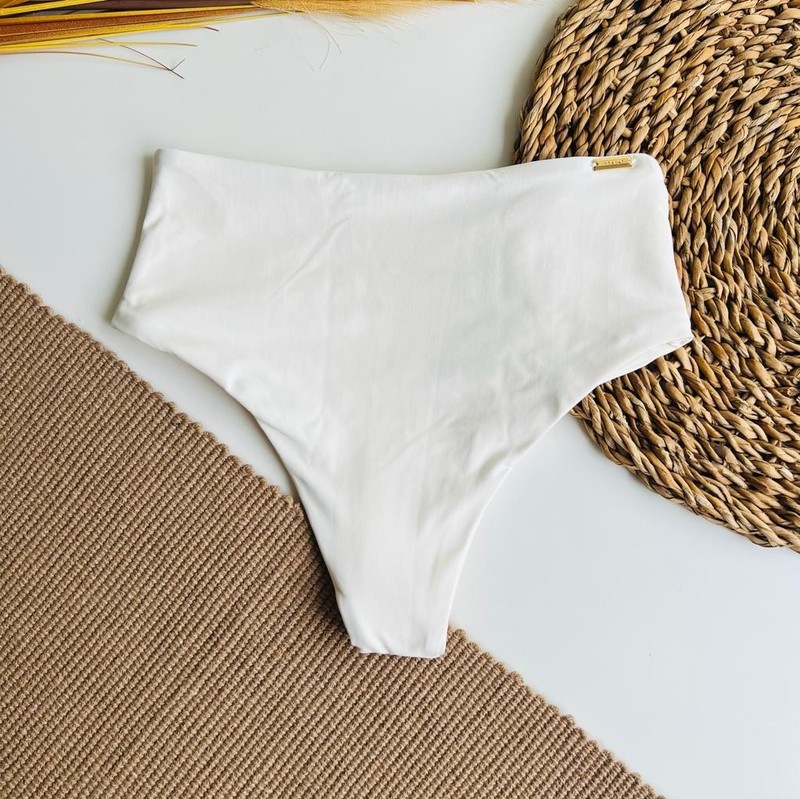 Calcinha Hot Pants Confort Off White