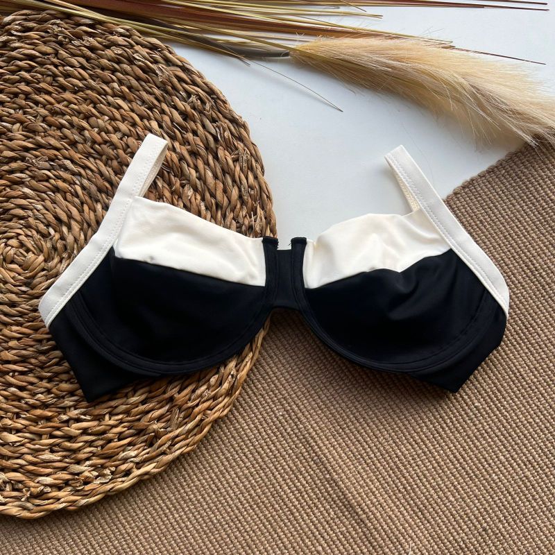 Top Retrô Duo / Preto com Off White