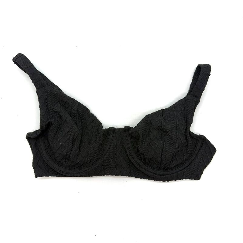 Top Confy Crochete All Black