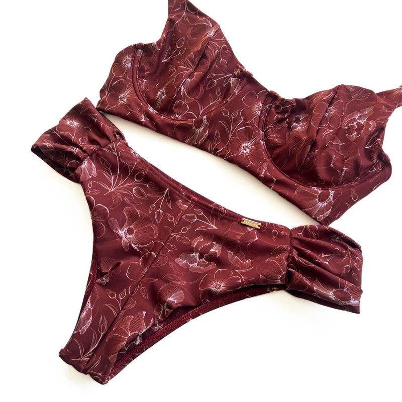 Conjunto Confy Estampa Folhagem Bordô