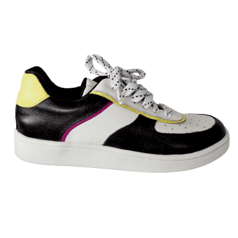 TENIS MC COURO COM FILETE NEON / PRETO -