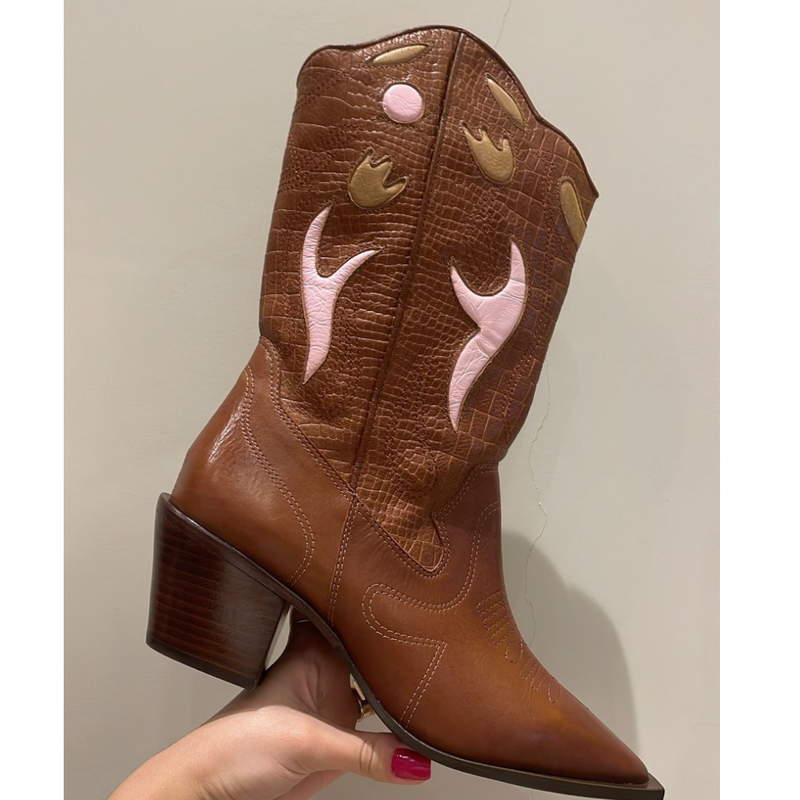 BOTA VICENZA WESTERN COURO  DETALHES CONHAQUE     