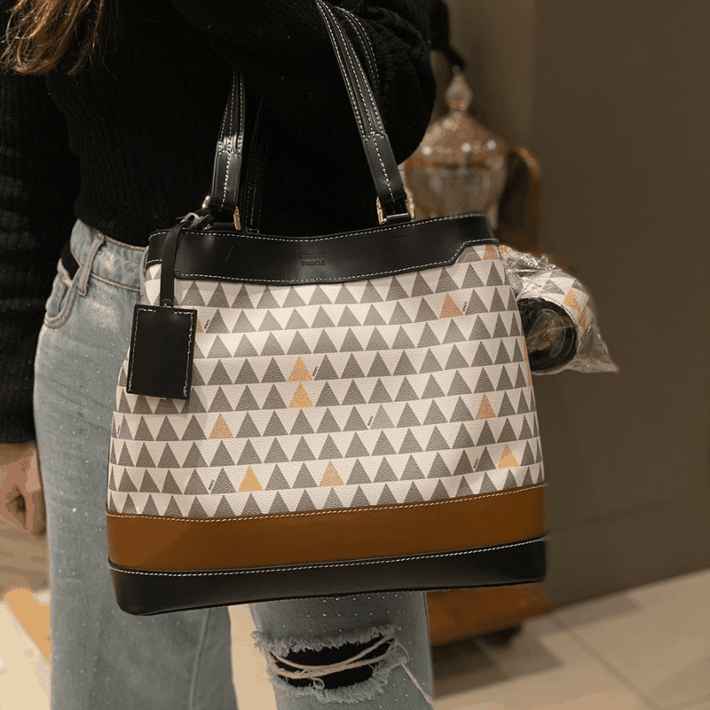 BOLSA SCHUTZ TRIANGLE NEO EMMA BRANCA S5001811840002