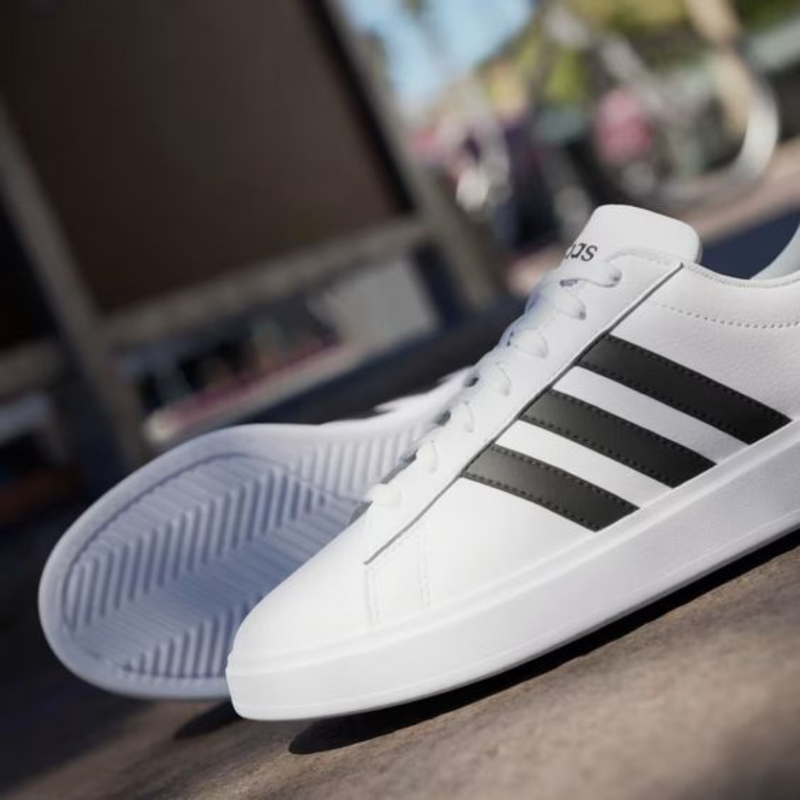 TENIS ADIDAS GRAND COURT BRANCO / PRETO 